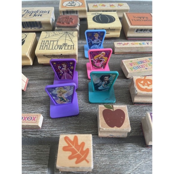 Lot Of 35 Random Mixed Lot Stamps Rubber Wooden Mounted Halloween Holidays - Picture 4 of 8